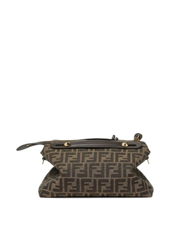 26FW 펜디 바이 더 웨이 소프트 미디움 백 8BL155 AFPMF1GL7 BROWN - FENDI