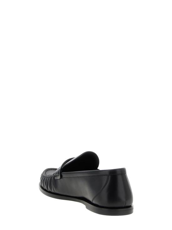 26FW 생로랑 스무스 레더 카산드라 로퍼 820618 AAELH1000 BLACK - SAINT LAURENT