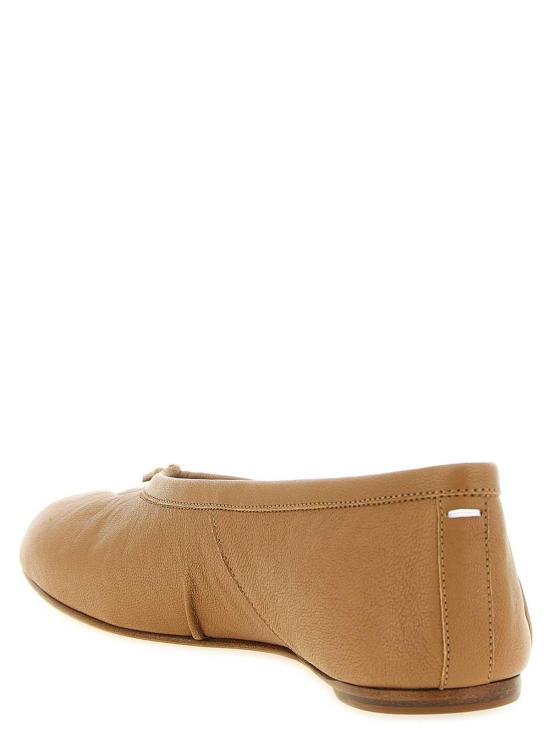 26FW 마르지엘라 타비 발레리나 스웨이드 플랫 슈즈 S58WZ0127P3753T4091 BEIGE - MAISON MARGIELA