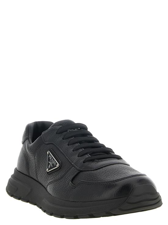 26FW 프라다 프랙스 2.0 스웨이드 시어링 로우탑 스니커즈 2EE443FG000013F0002 Black - PRADA