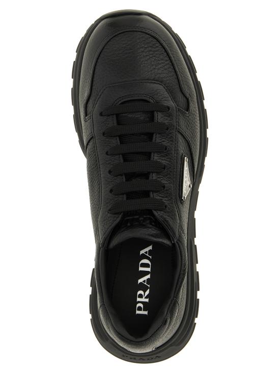 26FW 프라다 프랙스 2.0 스웨이드 시어링 로우탑 스니커즈 2EE443FG000013F0002 Black - PRADA