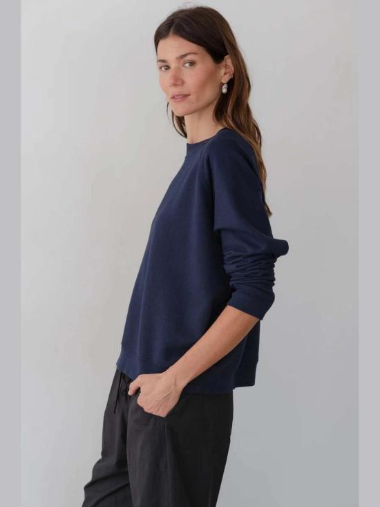  도니 스웨터 . 에코 테리 크루넥 네이비 - DONNI.