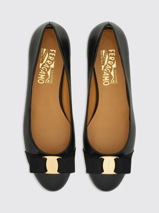 26FW 살바토레 페라가모 플랫 슈즈 775746 003 Black - SALVATORE FERRAGAMO