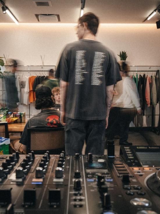 26FW 세인트 미카엘 반팔 티셔츠 SMMK10000008 BLACK - SAINT MXXXXXX