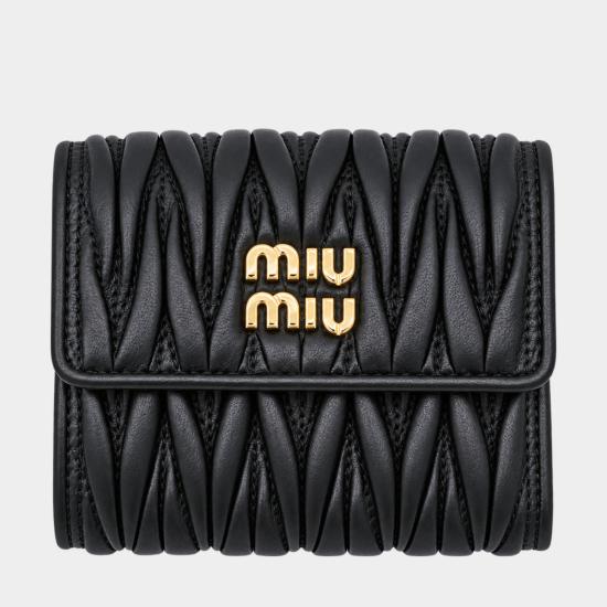 26FW 미우미우 스몰 마테라쎄 나파 레더 지갑 5MH058 AFPPF0002 NERO - MIU MIU