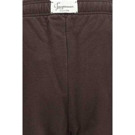 26FW 자크뮈스 트레이닝/조거 팬츠 JAPAU00286AJ00325881BB BROWN - JACQUEMUS