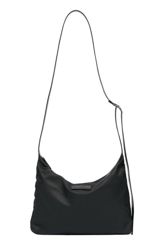 26FW MM6 메종마르지엘라 크로스백 SB6WG0024 P9062 099 Black