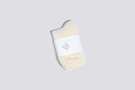  베이스레인지 양말 앵클 버클  오프 화이트 - BASERANGE