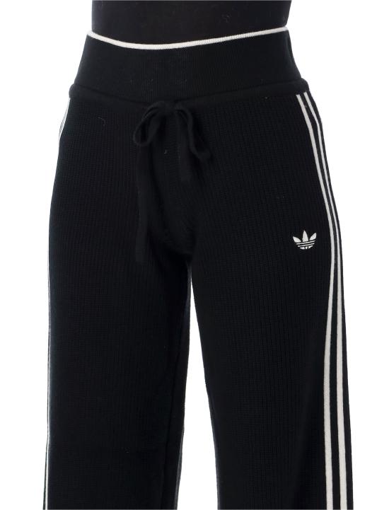 26FW 아디다스 스트레이트 팬츠 KQ5835 BLACKCWHI BLACK WHITE - ADIDAS