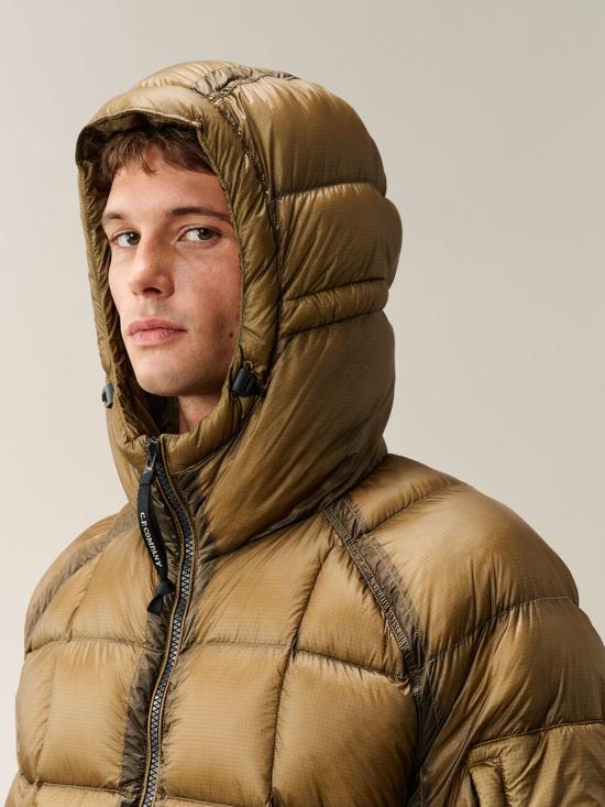 26FW 씨피 컴퍼니 D.D. 쉘 후드 다운 퍼퍼 자켓 21CMOW702A 110416A 340 ERMINE DOM - C.P. COMPANY