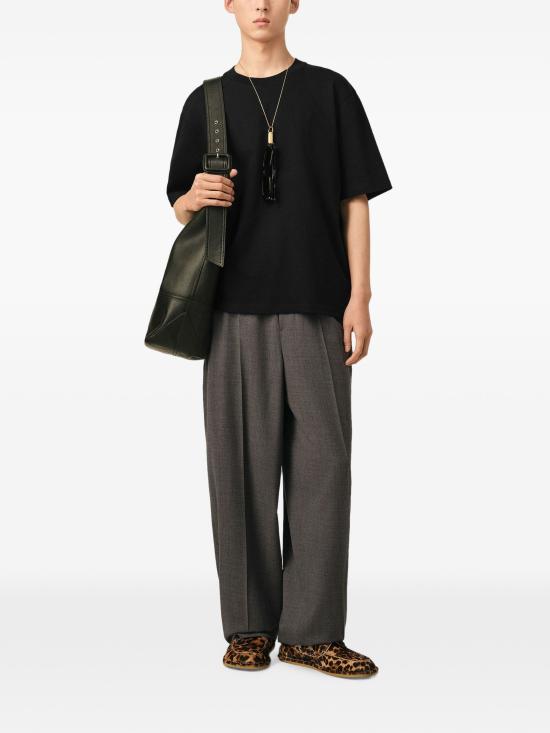 26FW 아미 화이트 코튼 드 하트 엠보스 티셔츠 UTS357726 001 BLACK - AMI