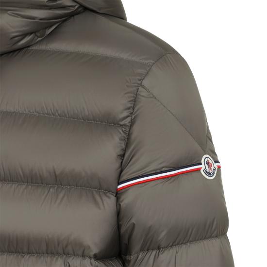 26FW 몽클레어 래븐락 후드 쇼트 다운 재킷 L20911A00141 599Q0 827 OLIVE - MONCLER
