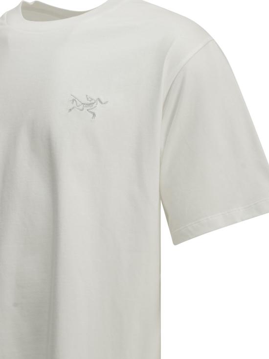 26FW 아크테릭스 탑 X000010702KRAGG CTN EMB SSWHITE LIGHT - ARC`TERYX