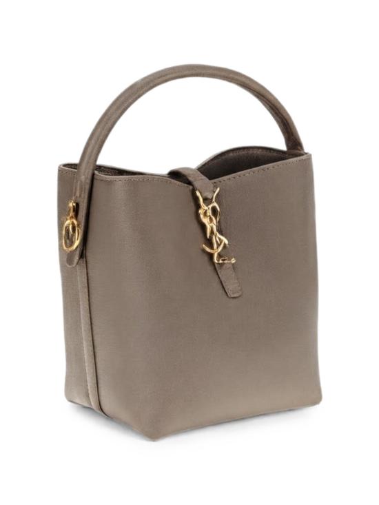 26SS 생로랑 르 37 레더 버킷 백 860942AAF201799 PLAZA TAUPE - SAINT LAURENT
