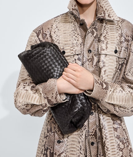 26FW 보테가베네타 클러치/파우치 871206V0HW02094 ESPRESSO BRASS V - BOTTEGA VENETA