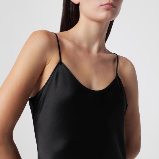 26FW 알마다 라벨 원피스 6526PL Black - ALMADA LABEL