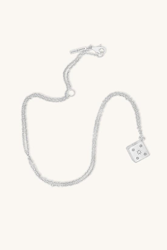  시에라 윈터 주얼리 목걸이/팬던트 온 어 롤 네크리스 - SIERRA WINTER JEWELRY