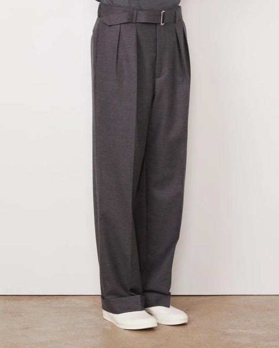 26FW 오피신 제네랄 스트레이트 팬츠 W26MTLG464 AB025328 48 - OFFICINE GENERALE