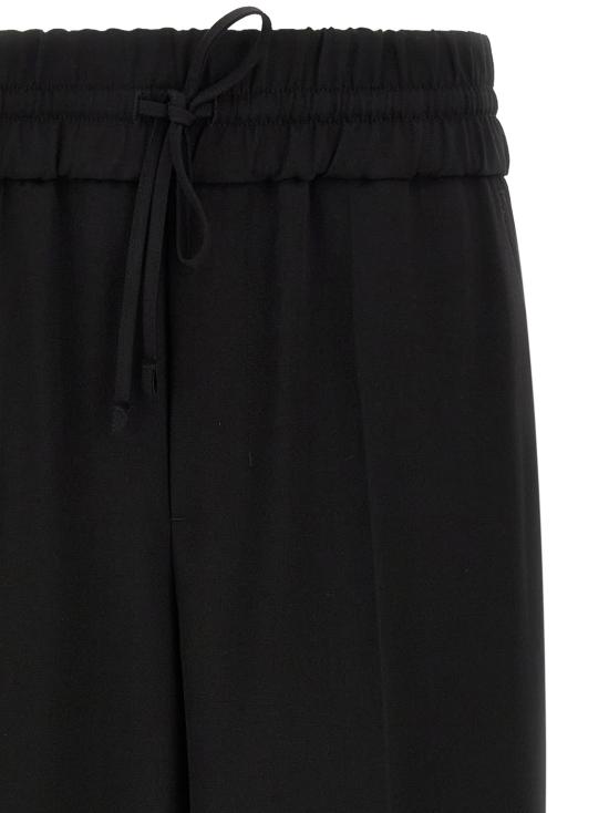 26FW 아미 스트레이트 팬츠 UTR918WV0211001 Black - AMI