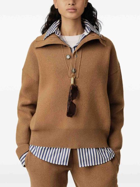 26FW 아미 브라운 하이 버튼 칼라 울 스웨터 UKS885DKN0192280 CAMEL - AMI