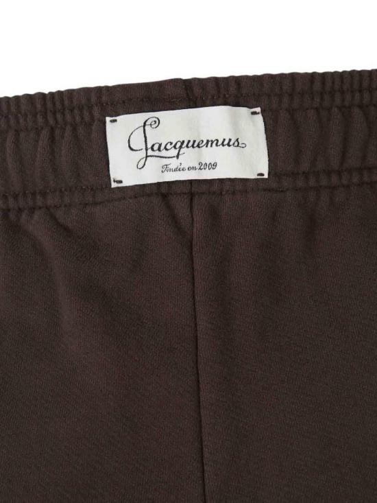 26FW 자크뮈스 트레이닝/조거 팬츠 PAU00286AJ00325881 BROWN - JACQUEMUS