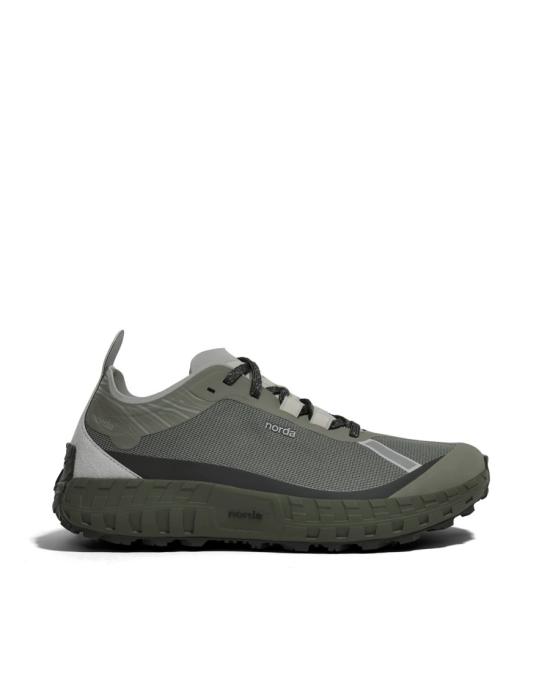 26FW 노르다 스니커즈 3390864 Black