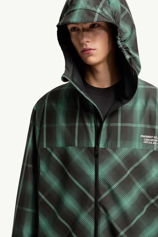 26FW 몽클레어 Fragment Jitsuyō 후드 윈드브레이커 L209U1A00002N1125 F89 BRGHTGREN - MONCLER