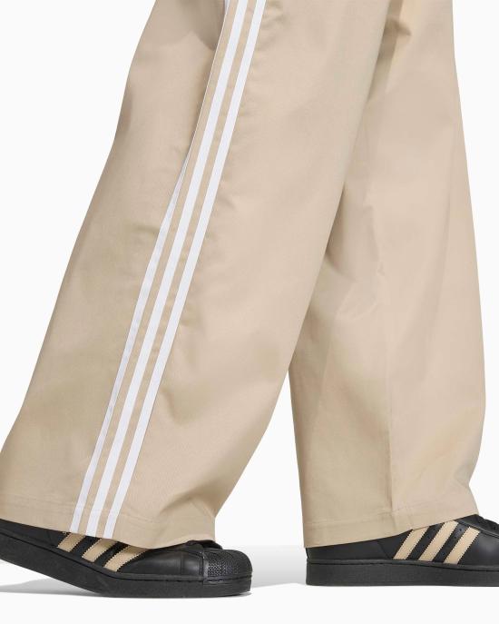 26FW 아디다스 트레이닝/조거 팬츠 KR1385 KHAKI THREE DOM - ADIDAS