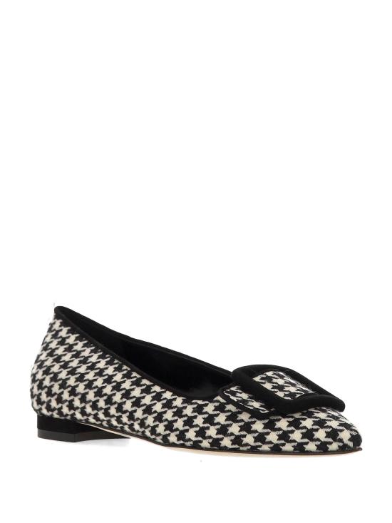 26FW 마놀로 블라닉 플랫 슈즈 3263193 0002979E YWOV BLCK - MANOLO BLAHNIK