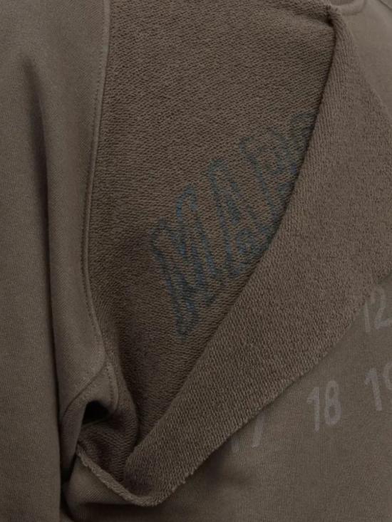 26FW MM6 메종마르지엘라 스웨터 S62GU0153 M25014814 - MM6 MAISON MARGIELA