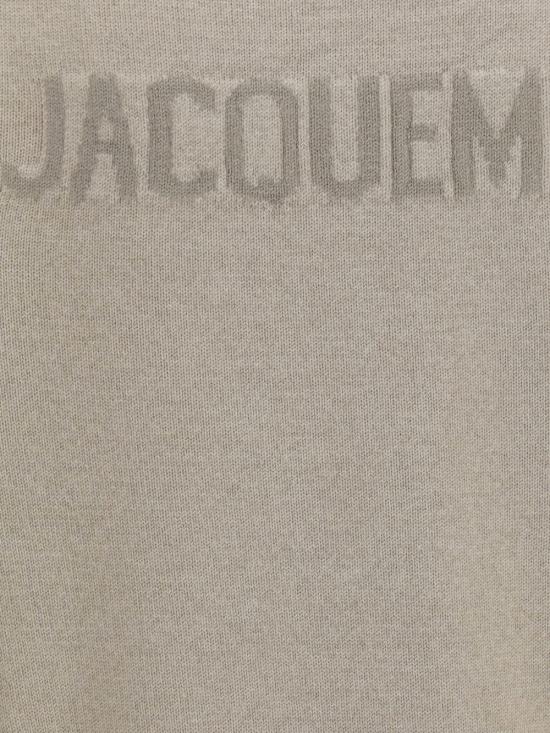 26FW 자크뮈스 스웨터 SWM00629AK00347 130 LIGHT BEGIE - JACQUEMUS