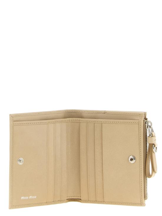 26FW 미우미우 로고 글로시 레더 지갑 5ML0502A44F0485 Beige - MIU MIU