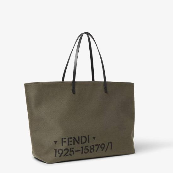 26FW 펜디 롤 라지 스텐실 프린트 캔버스 백 7VA704 B209F0ZPQ VERDE MILITARE NERO - FENDI