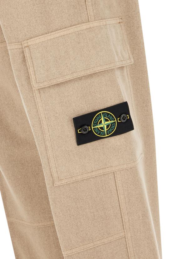 26FW 스톤 아일랜드 시그니처 와펜 로고 카고 팬츠 S153100050S0451 V0094 BISCUIT - STONE ISLAND