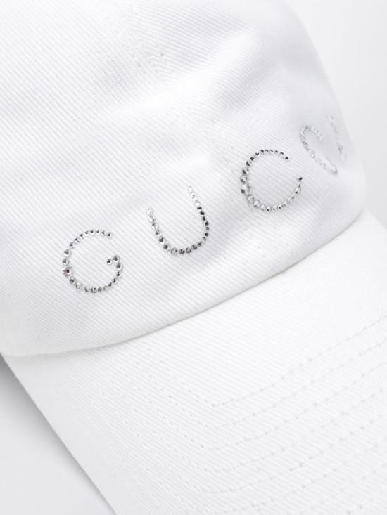 26FW 구찌 크리스탈 로고 볼캡 A005HY3HBNR 9000 White - GUCCI