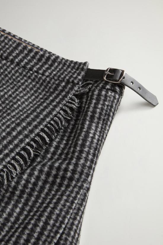 26FW 울리치 스커트 CFWWSK2014FRUT5510 8324 MIXED WHITE BLACK CHECK - WOOLRICH