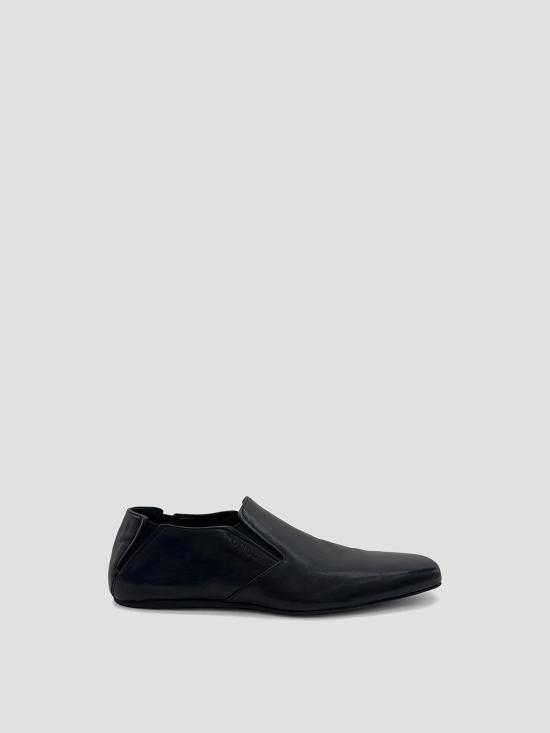 26FW 구찌 쿠퍼티노 레더 로퍼 A000MKAAHFQ 1000 BLACK