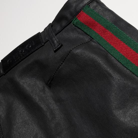 26FW 구찌 웹 디테일 코팅 코튼 트윌 데님 팬츠 A006GGXDDH3 1000 BLACK - GUCCI
